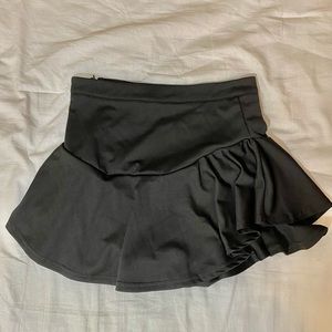 black skater skirt